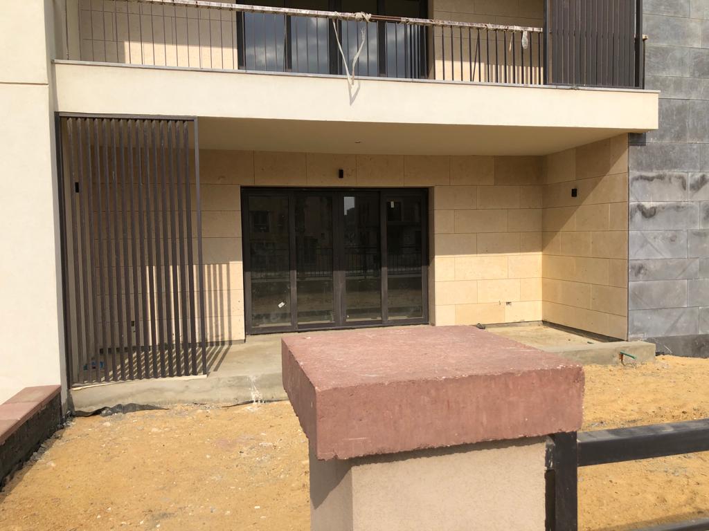 شقة للبيع في ديستركت 5 مراكز