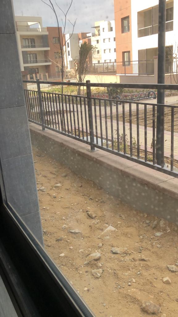 شقة للبيع في ديستركت 5 مراكز