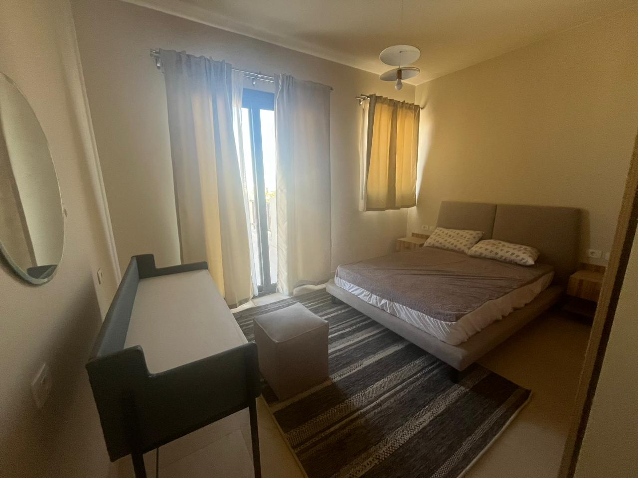 فيلا للبيع في مكادي هايتس