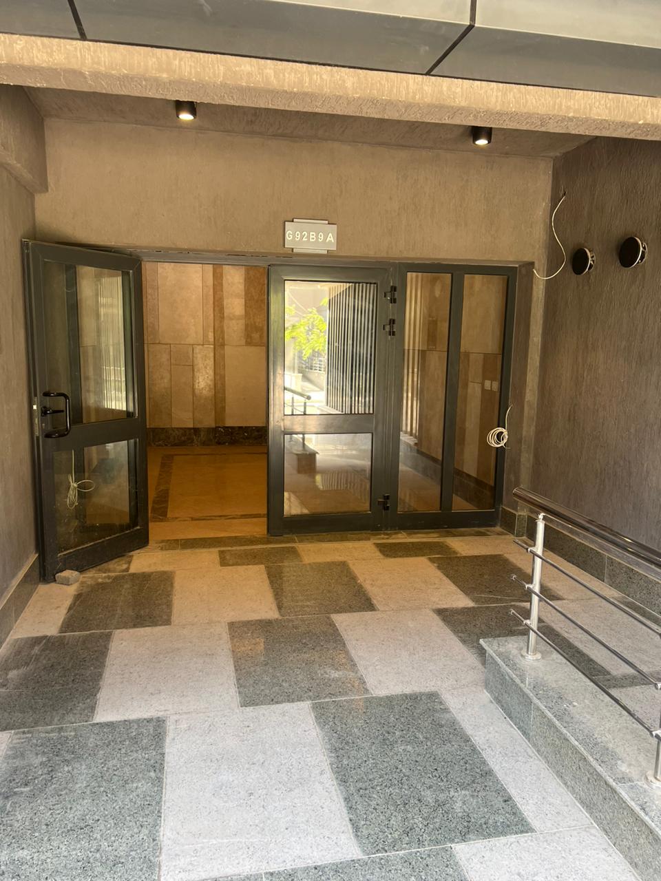 شقة للبيع في بريفادو