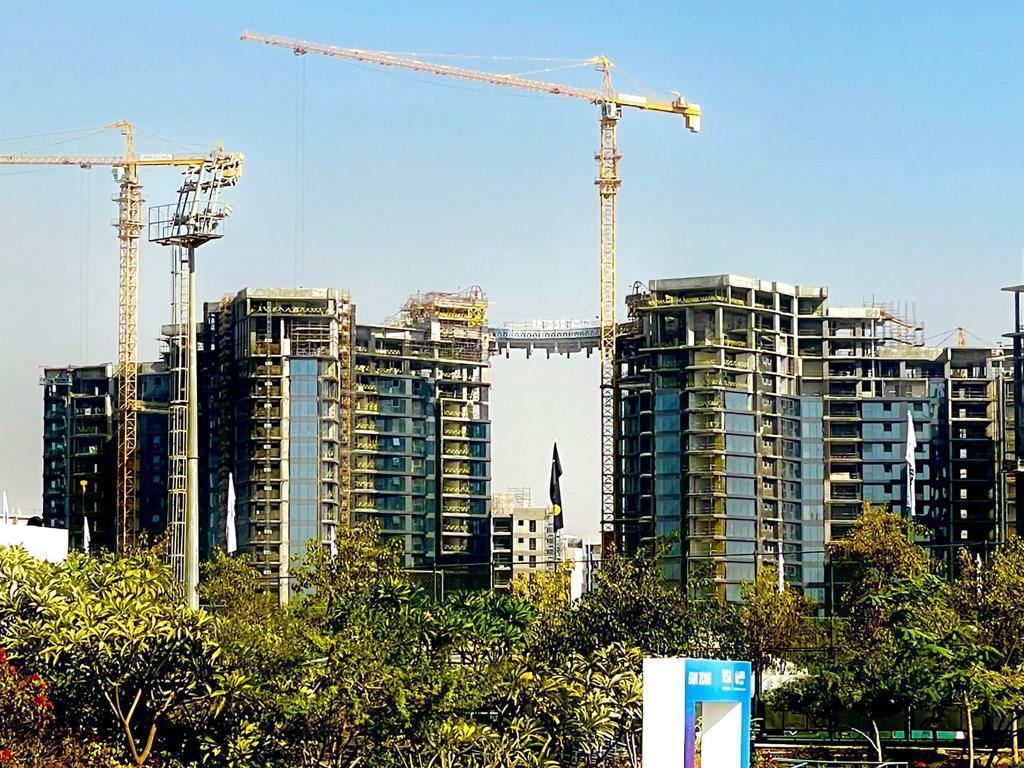 Serviced Apartment for sale in Zed Tower El Sheikh Zayed 39218