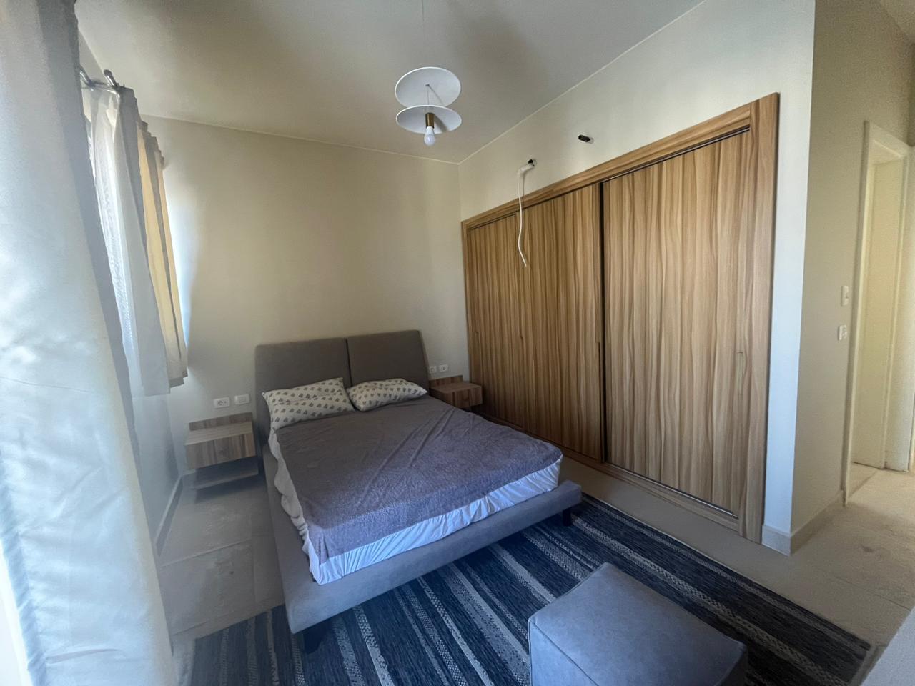 فيلا للبيع في مكادي هايتس