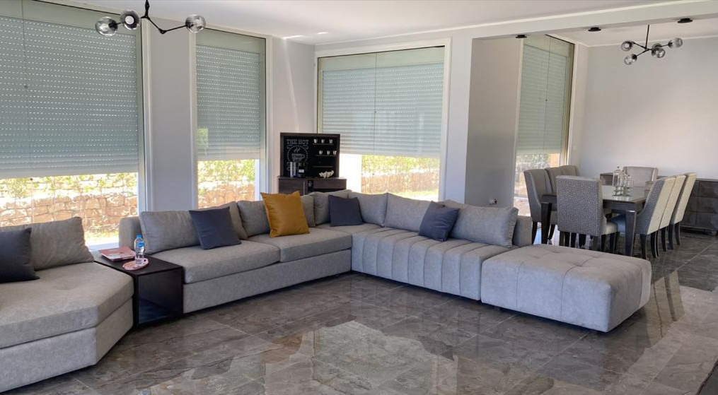 فيلا للبيع في سيشيل سيدي عبد الرحمن الساحل الشمالي