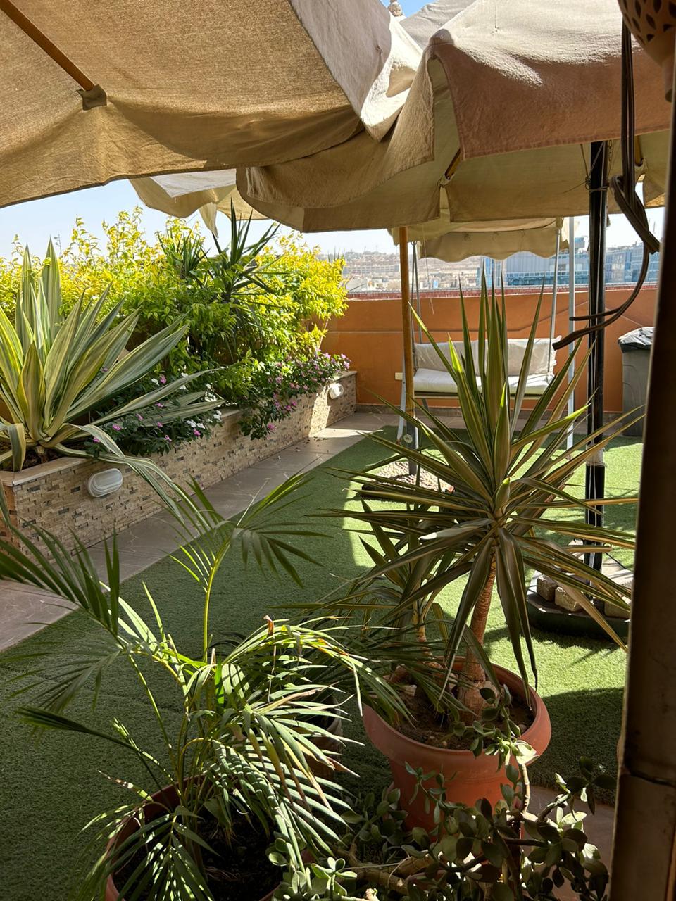 بينت هاوس للبيع فى جرين 3