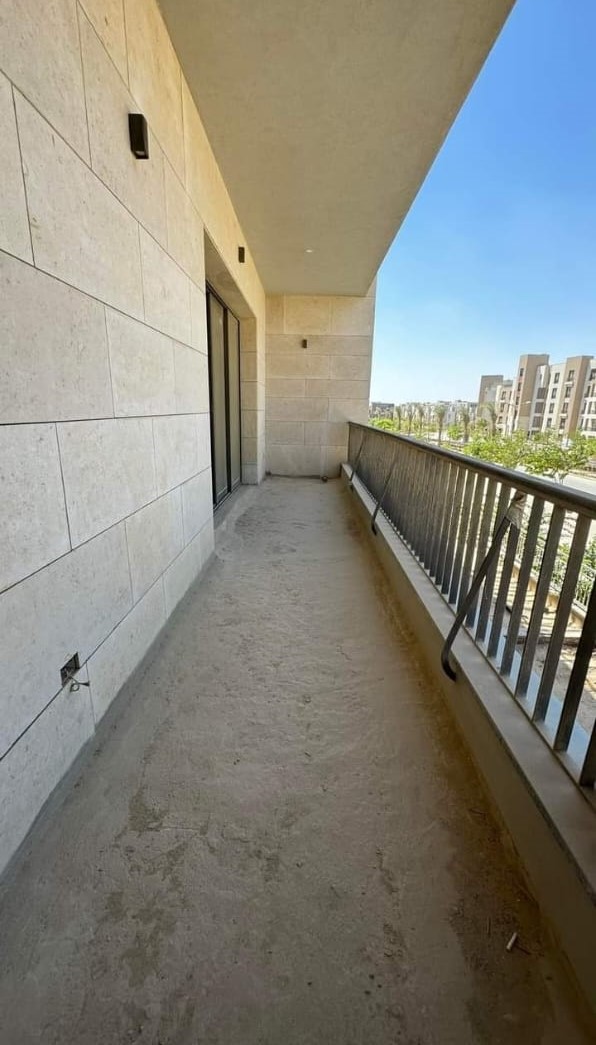 شقة للبيع في المنطقة الخامسة