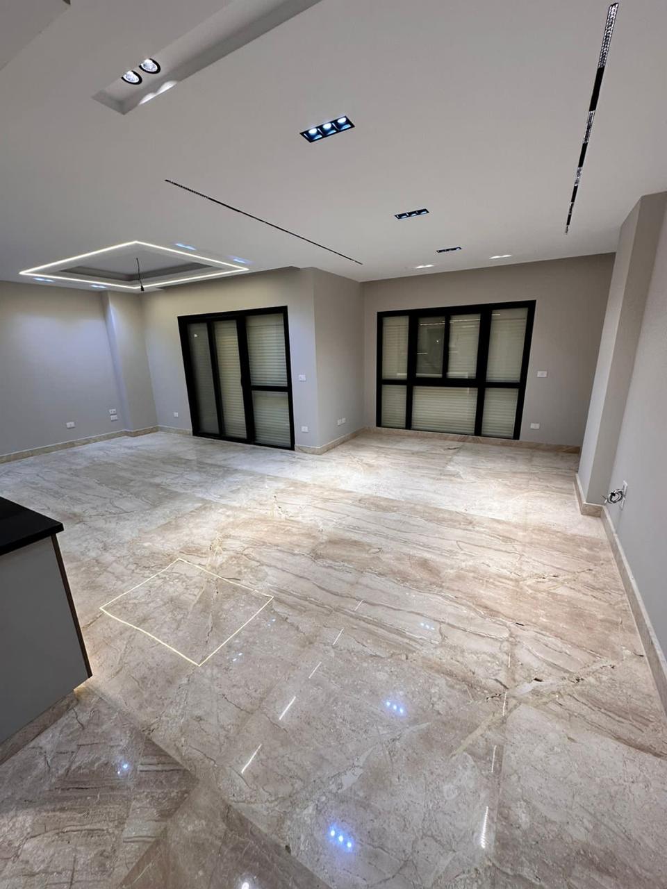 شقة للبيع في فيليت