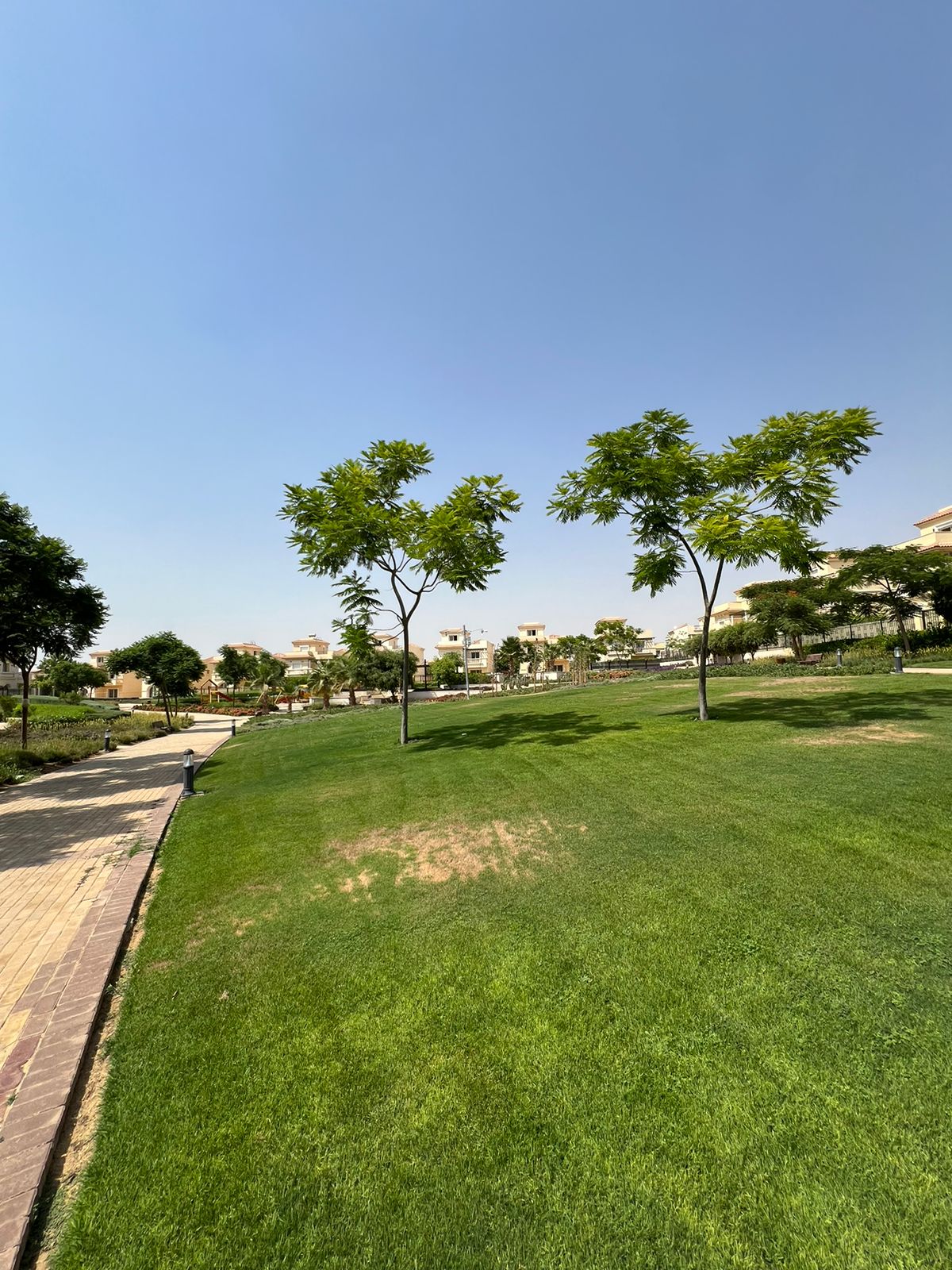 فيلا للبيع في هايد بارك القاهرة الجديدة