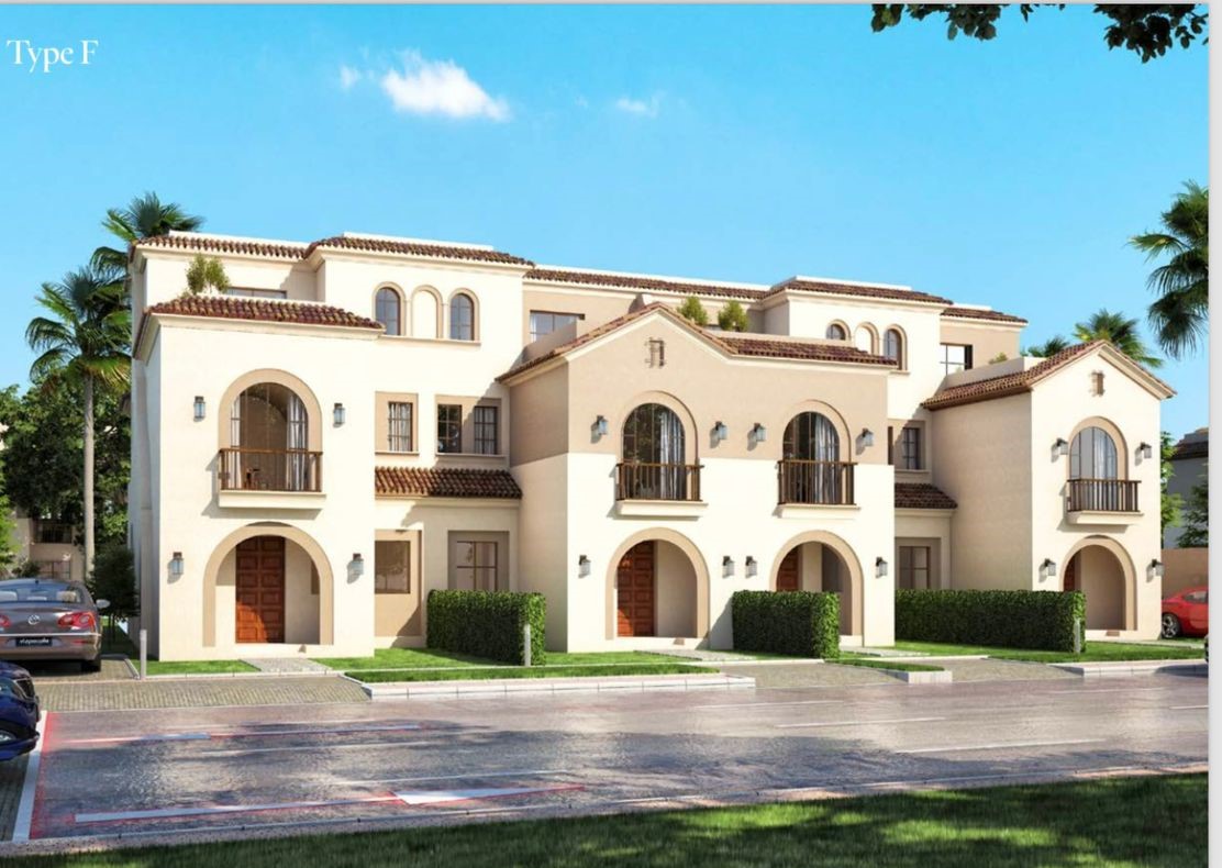 تاون هاوس كورنر للبيع في سراي