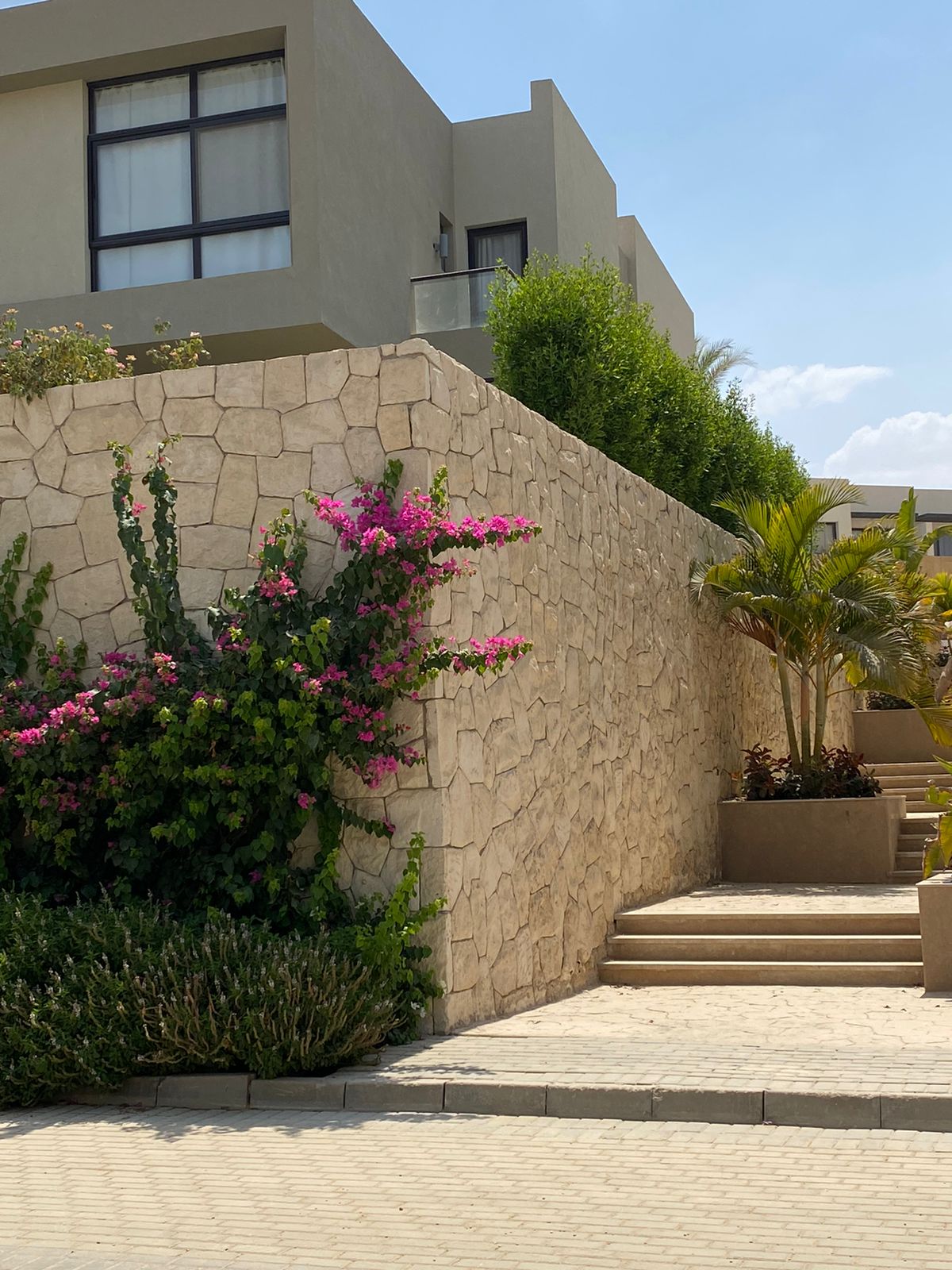 تاون هاوس كورنر للبيع في ازها